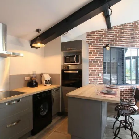 House L'orangerie De Cazenave 4 *
