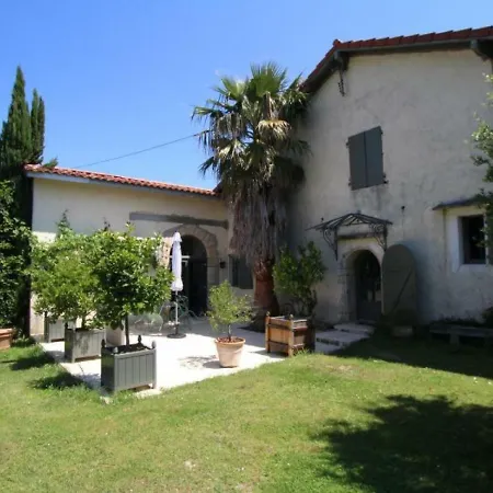 House L'orangerie De Cazenave 4 *